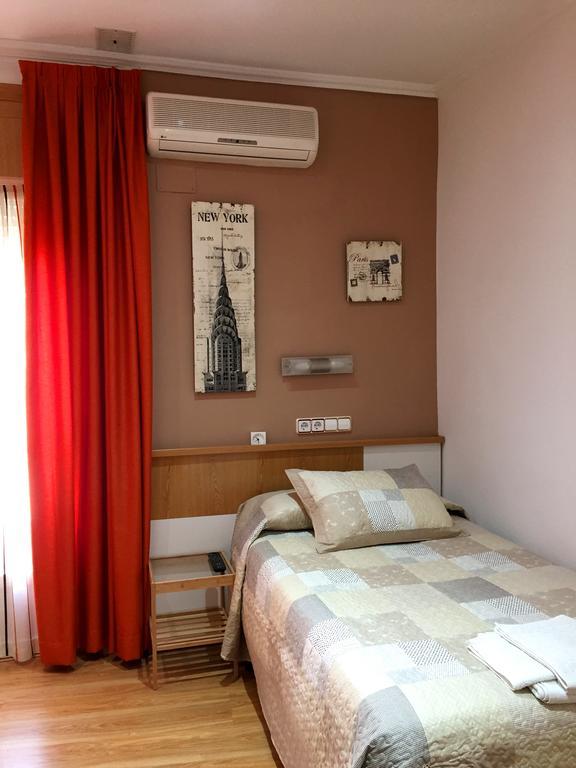 Alojamiento Jaen Madrid Exterior photo